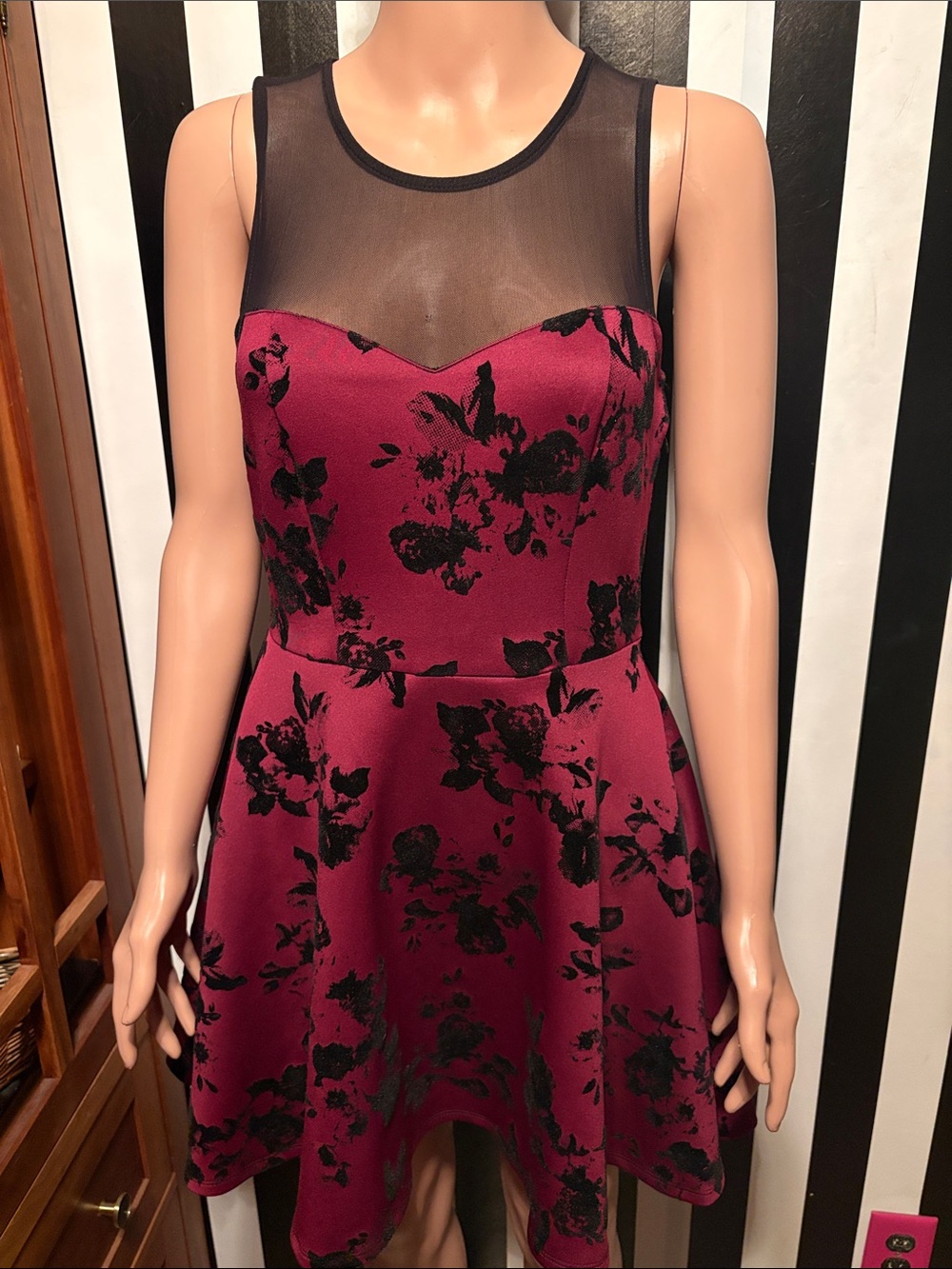 Trixxi Y2K Purple Floral Fit & Flare Dress with Sheer Black Yoke Small 2/4 Jrs